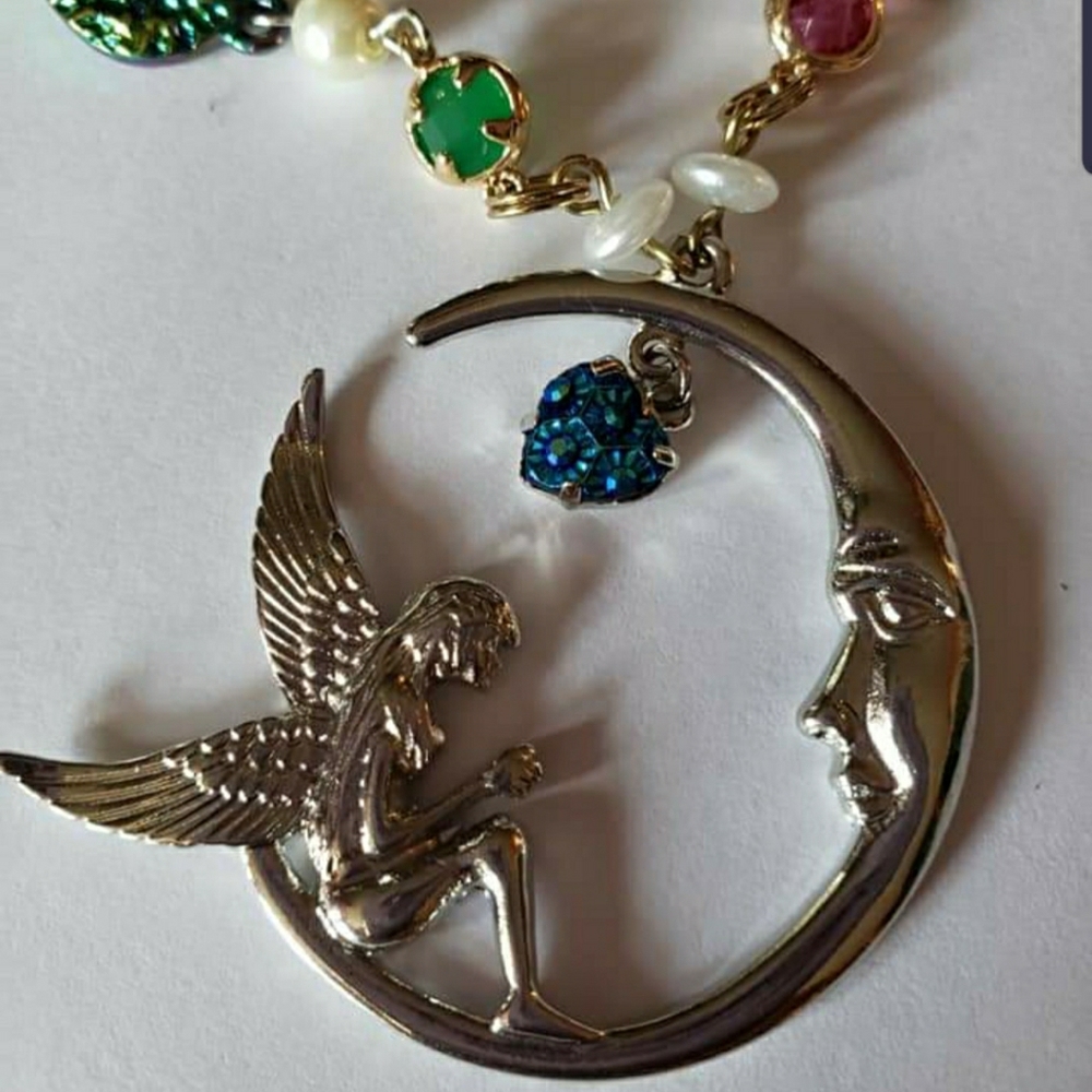 Swarovski pendant / necklace